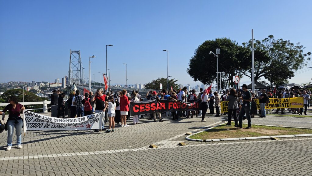 Fim da Manifestação na cabeceira da ponte